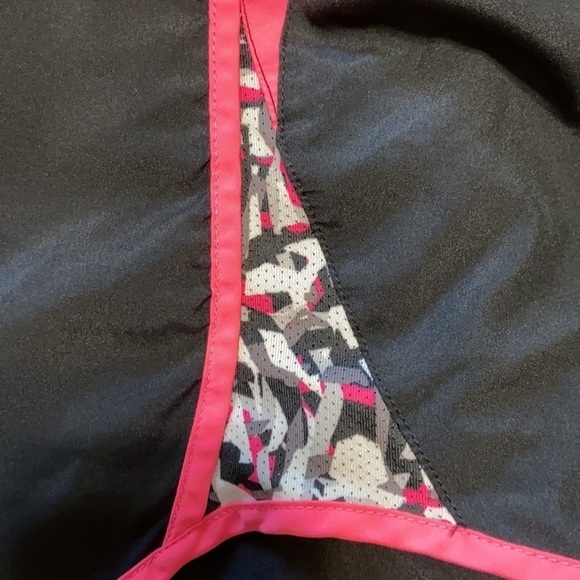 Nike Dri fit lined running drawstring Shorts - Picture 9 of 9